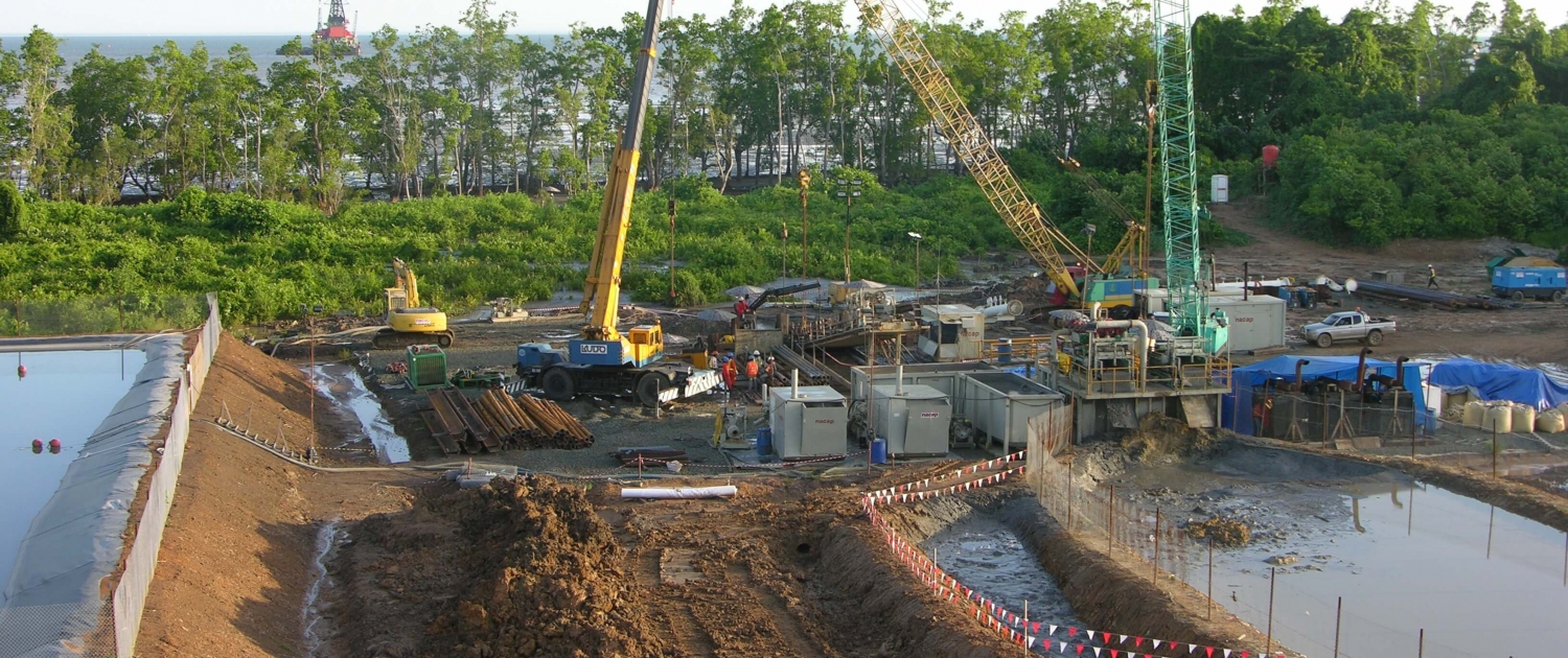 LNG Tangguh HDD 070128 051